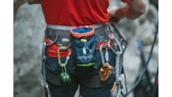 Cotopaxi Halcon Chalkbag -Outdoor Sports Store opplanet cotopaxi halcon chalkbag del dia lz halc dd av 27