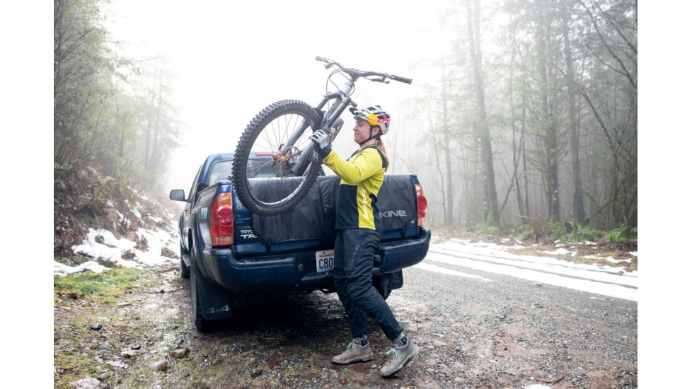 Dakine Pickup DLX Curve Pads 7 Dakine Pickup DLX Curve Pads - Image 5