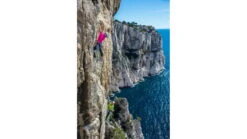 Petzl Meteora Helmets -Outdoor Sports Store opplanet petzl meteora helmet white violet small medium a071da01 usage 3